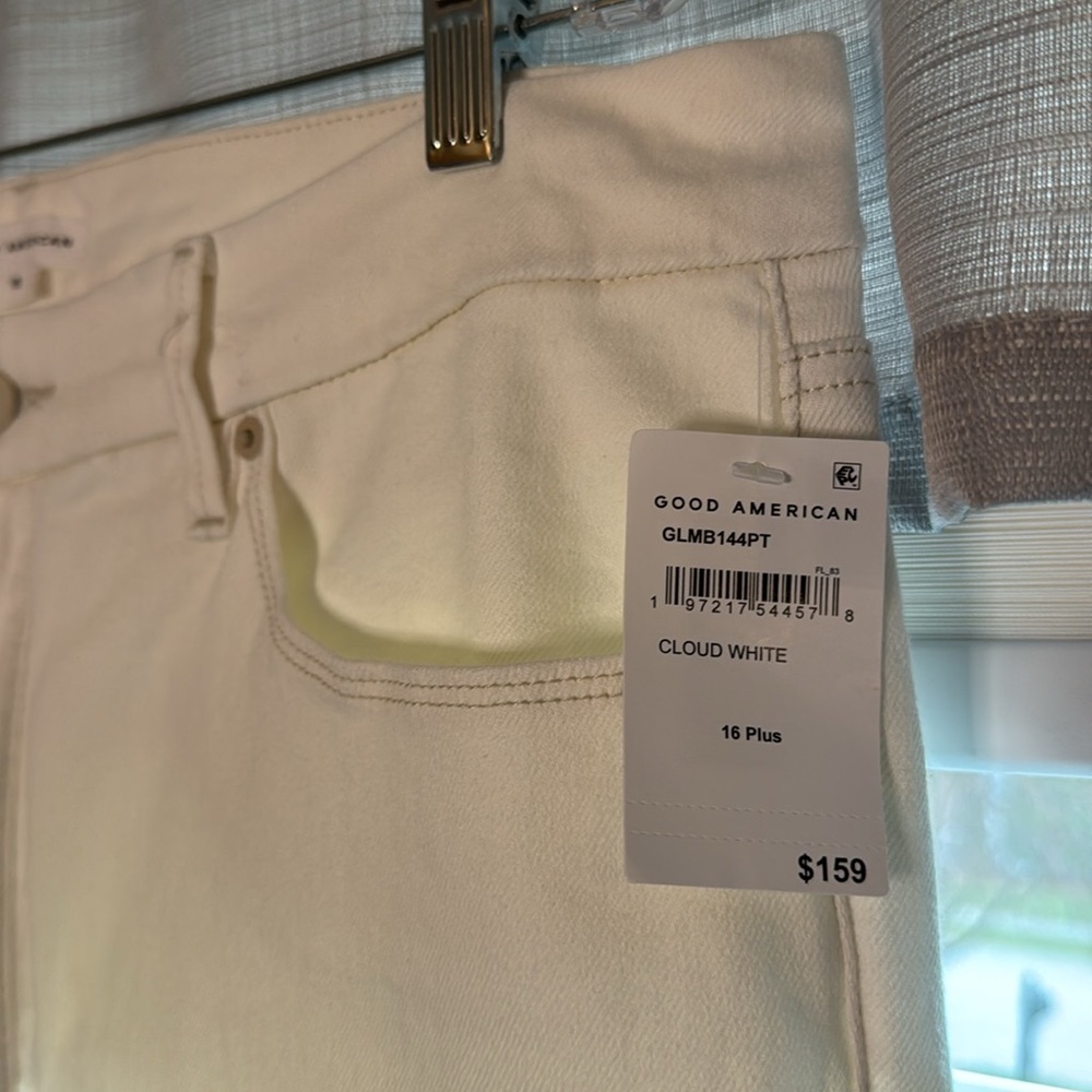 Women’s Good American plus jeans, size 16 Tall, white, bootcut - Picture 3 of 6